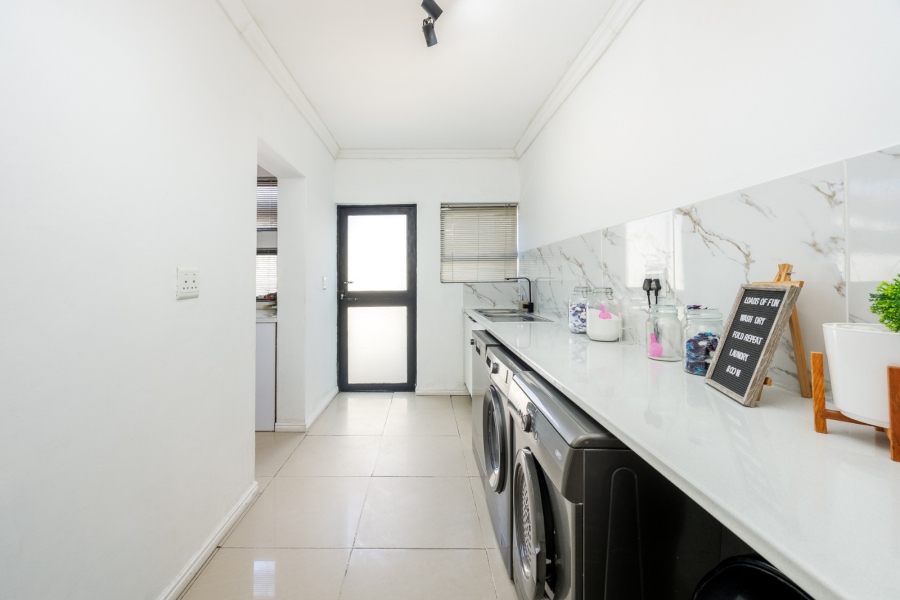 8 Bedroom Property for Sale in Haasendal Western Cape